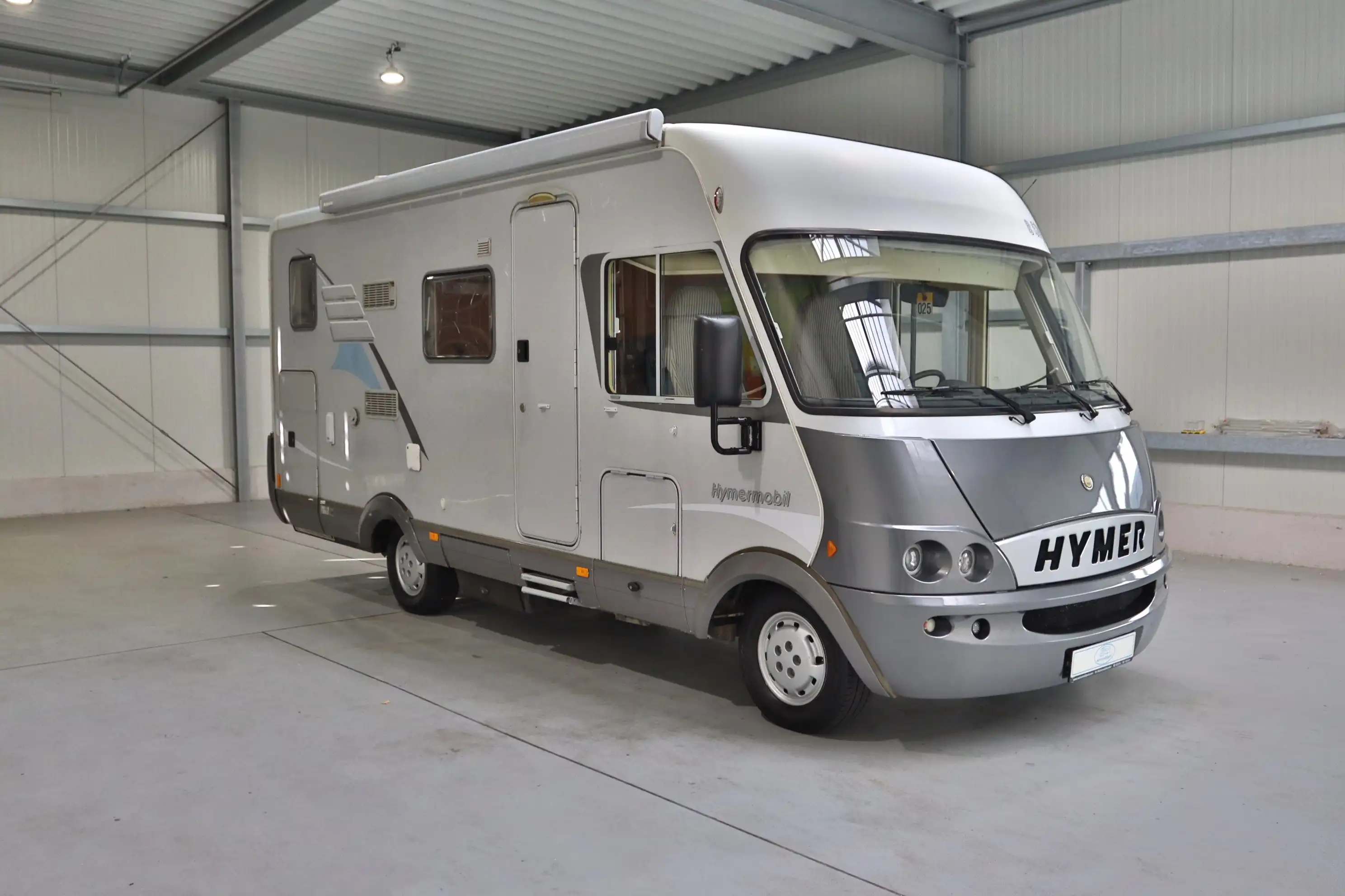HYMER-ERIBA B 524
